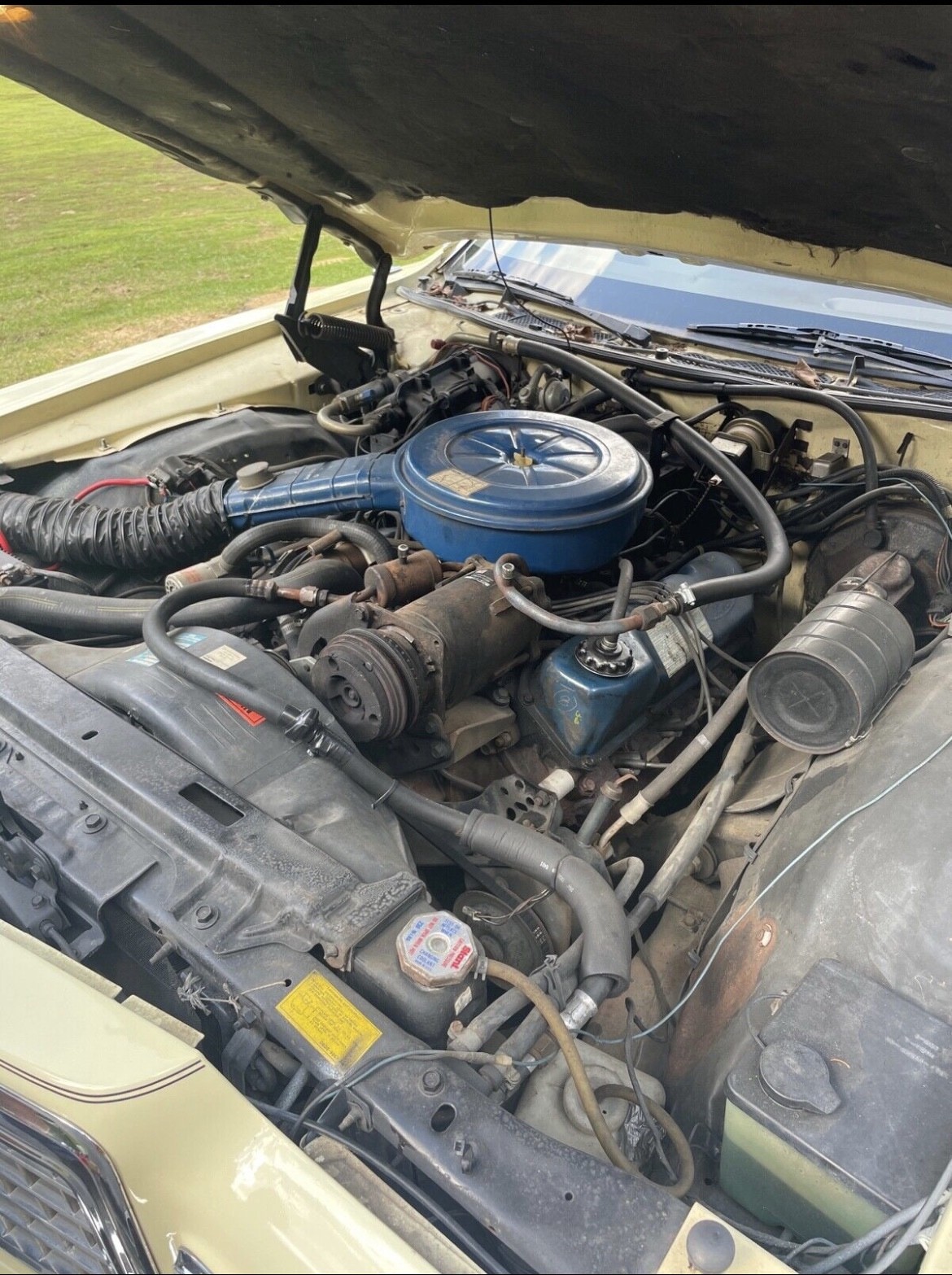 Ford-LTD-II-Brougham-1976-16