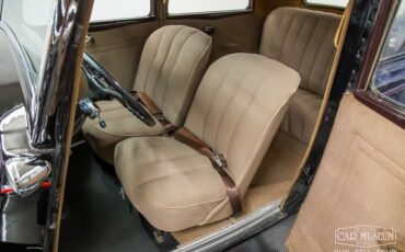 Ford-Model-40-1934-Black-Gray-Cloth-10
