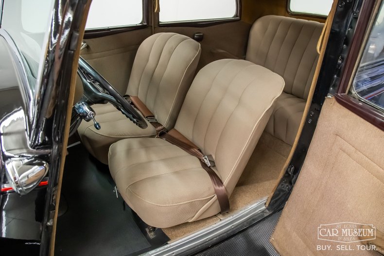 Ford-Model-40-1934-Black-Gray-Cloth-10