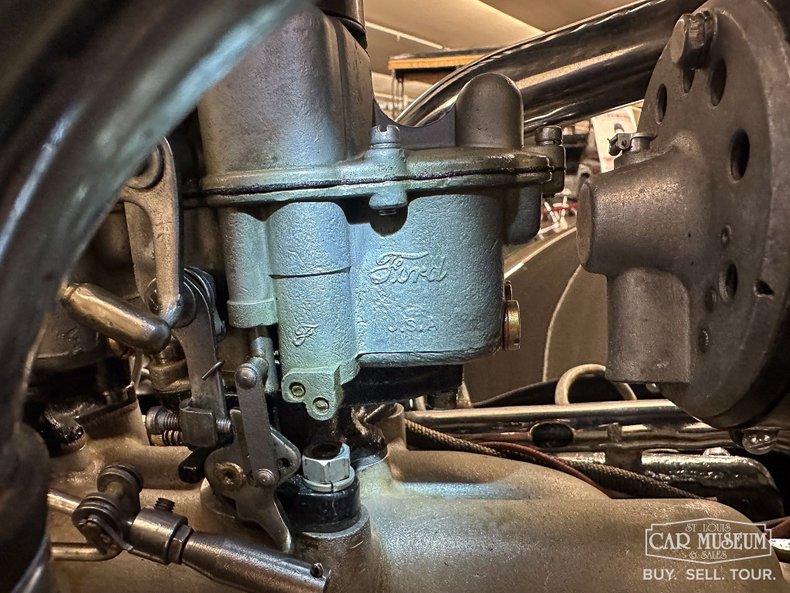 Ford-Model-40-1934-Black-Gray-Cloth-30