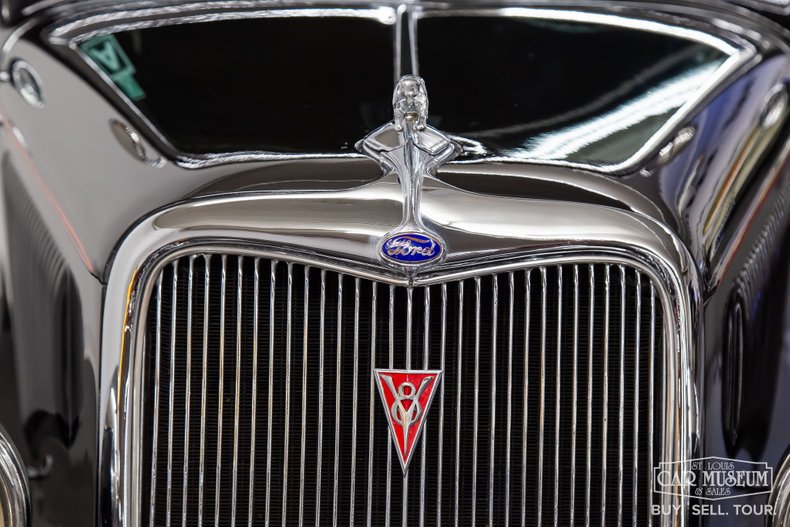 Ford-Model-40-1934-Black-Gray-Cloth-42