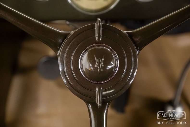 Ford-Model-48-1935-Cordoba-Gray-Brown-Leather-12