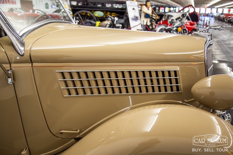 Ford-Model-48-1935-Cordoba-Gray-Brown-Leather-44