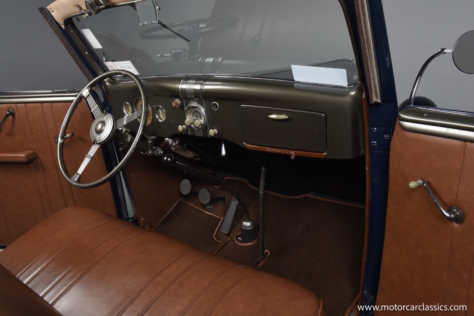 Ford-Model-68-1936-Convertible-7