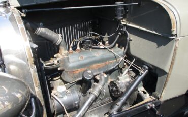 Ford-Model-A-1928-Sedan-34