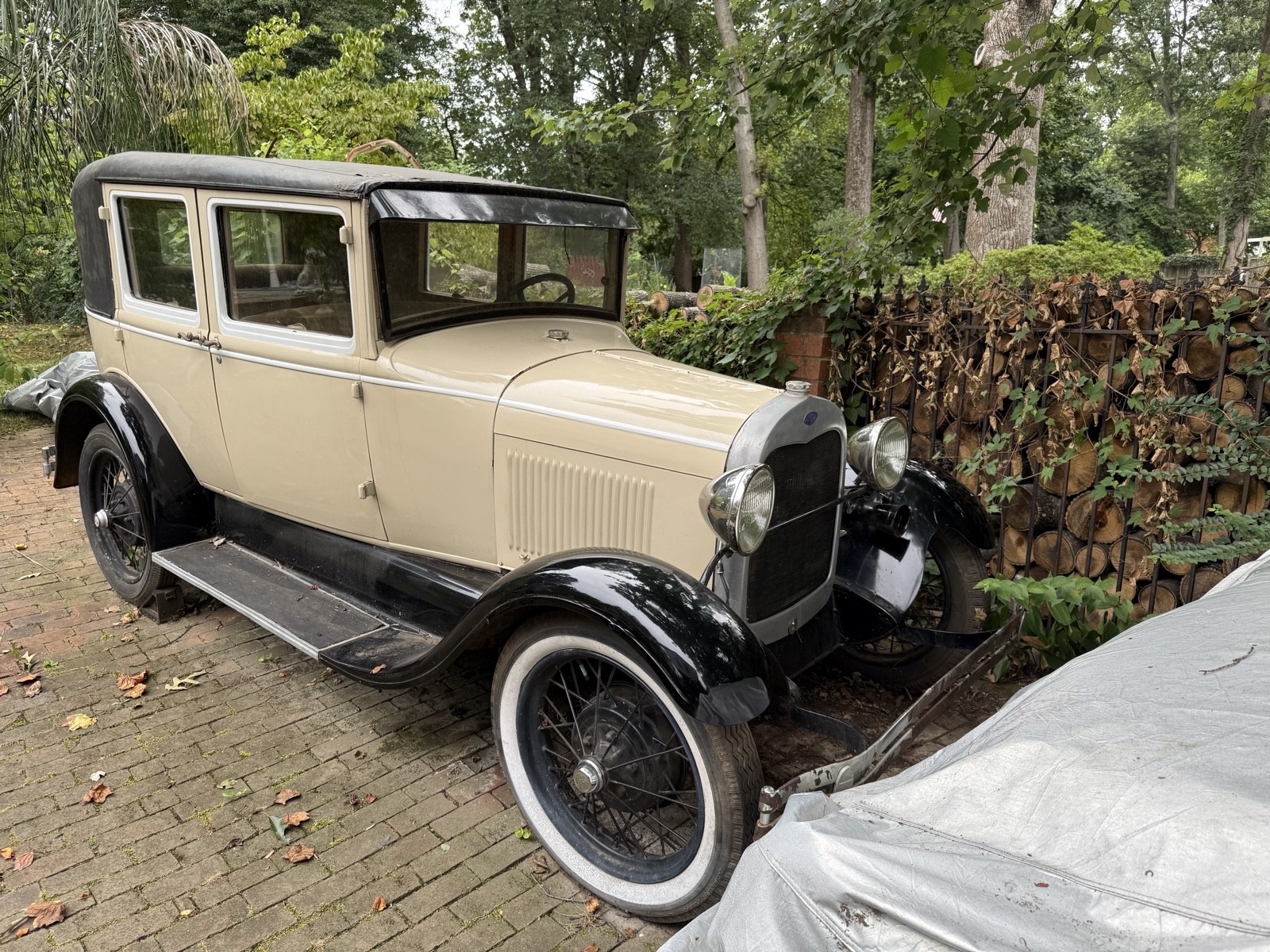 Ford Model A 1929