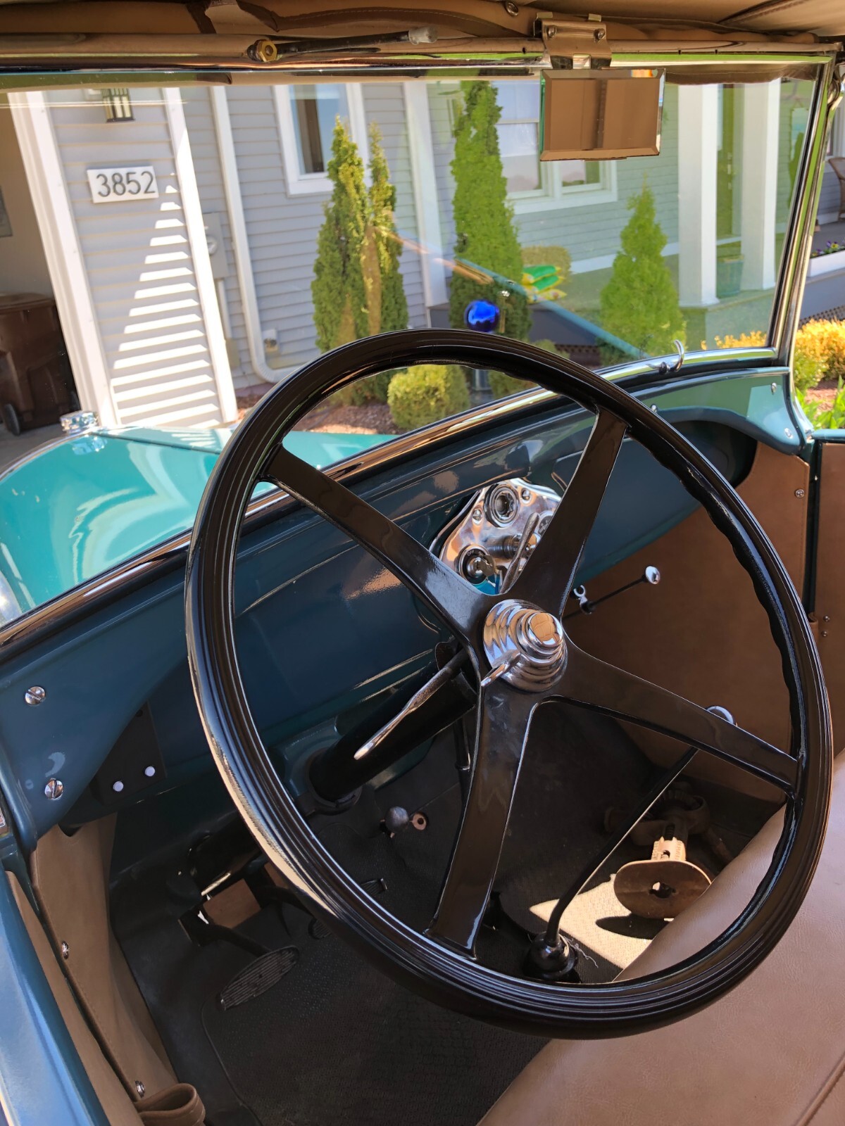 Ford-Model-A-1929-2