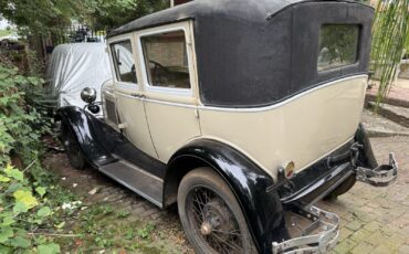 Ford-Model-A-1929-3