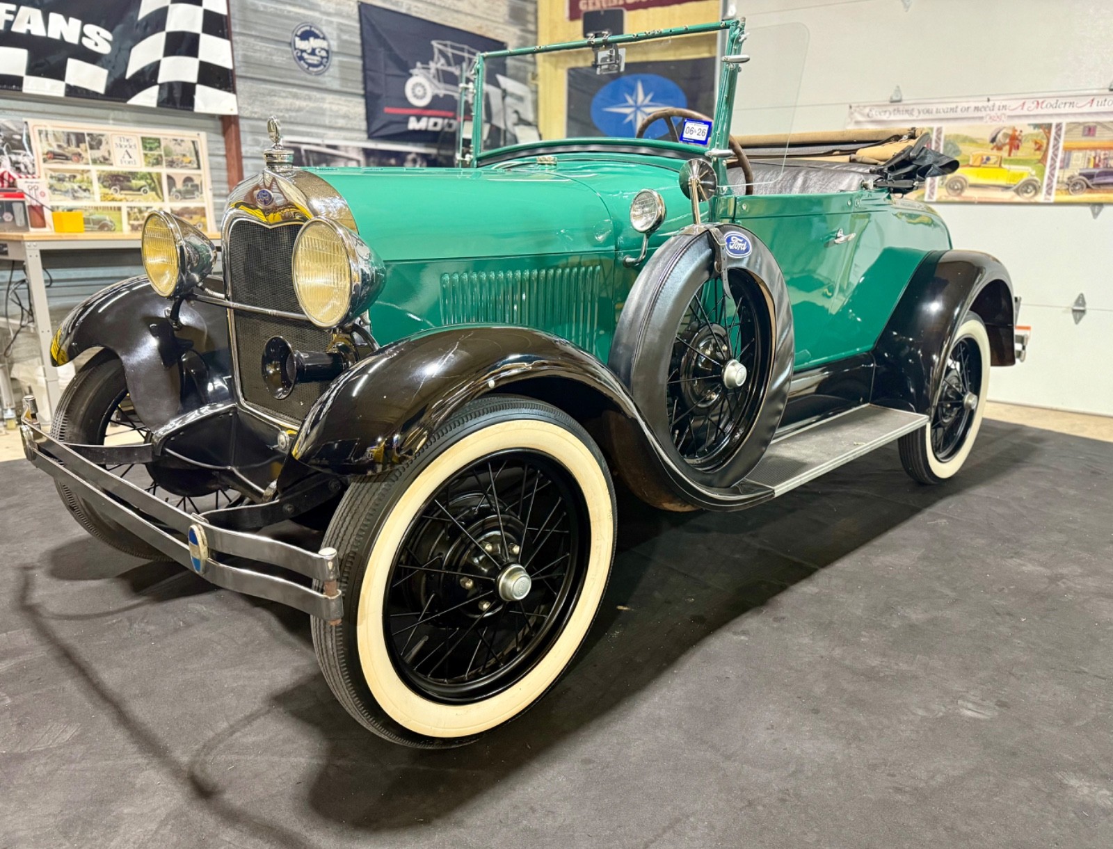Ford-Model-A-1929-Convertible-1