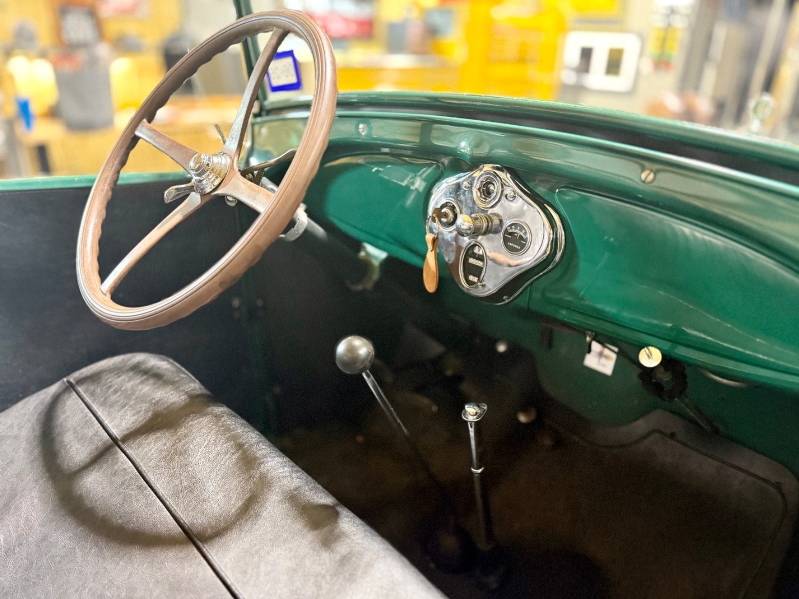Ford-Model-A-1929-Convertible-21