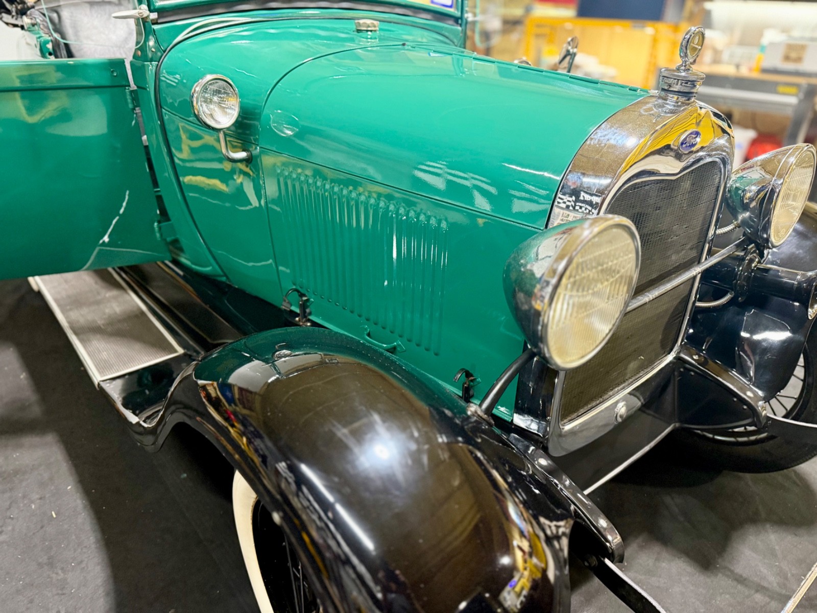 Ford-Model-A-1929-Convertible-25