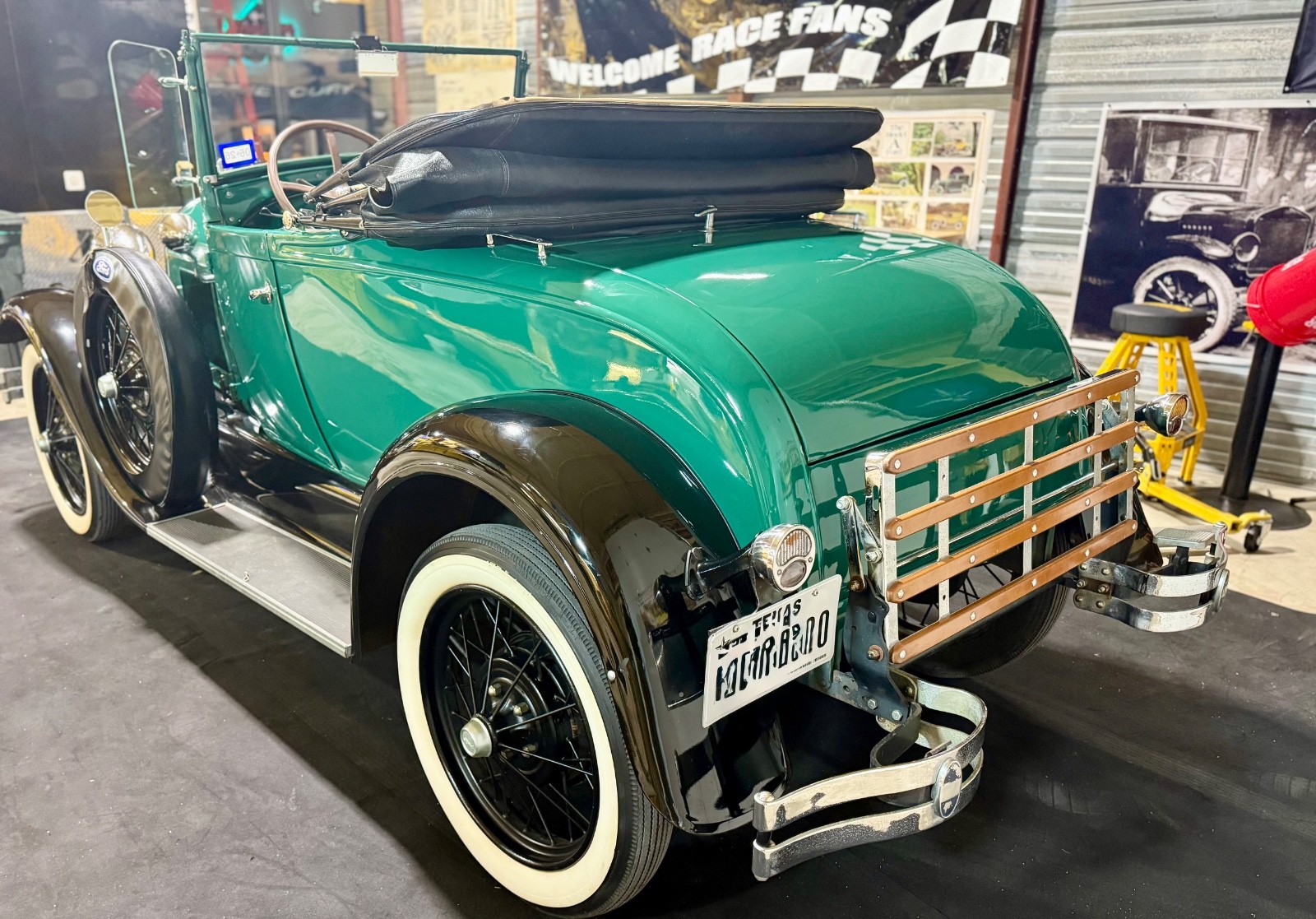 Ford-Model-A-1929-Convertible-5