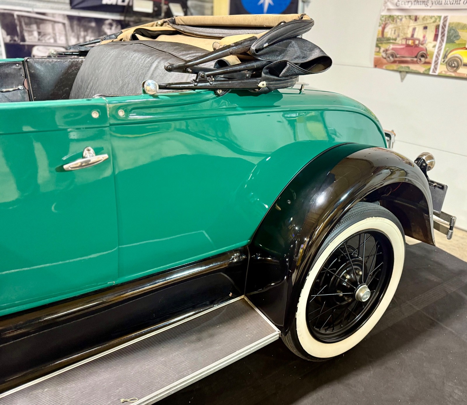 Ford-Model-A-1929-Convertible-8