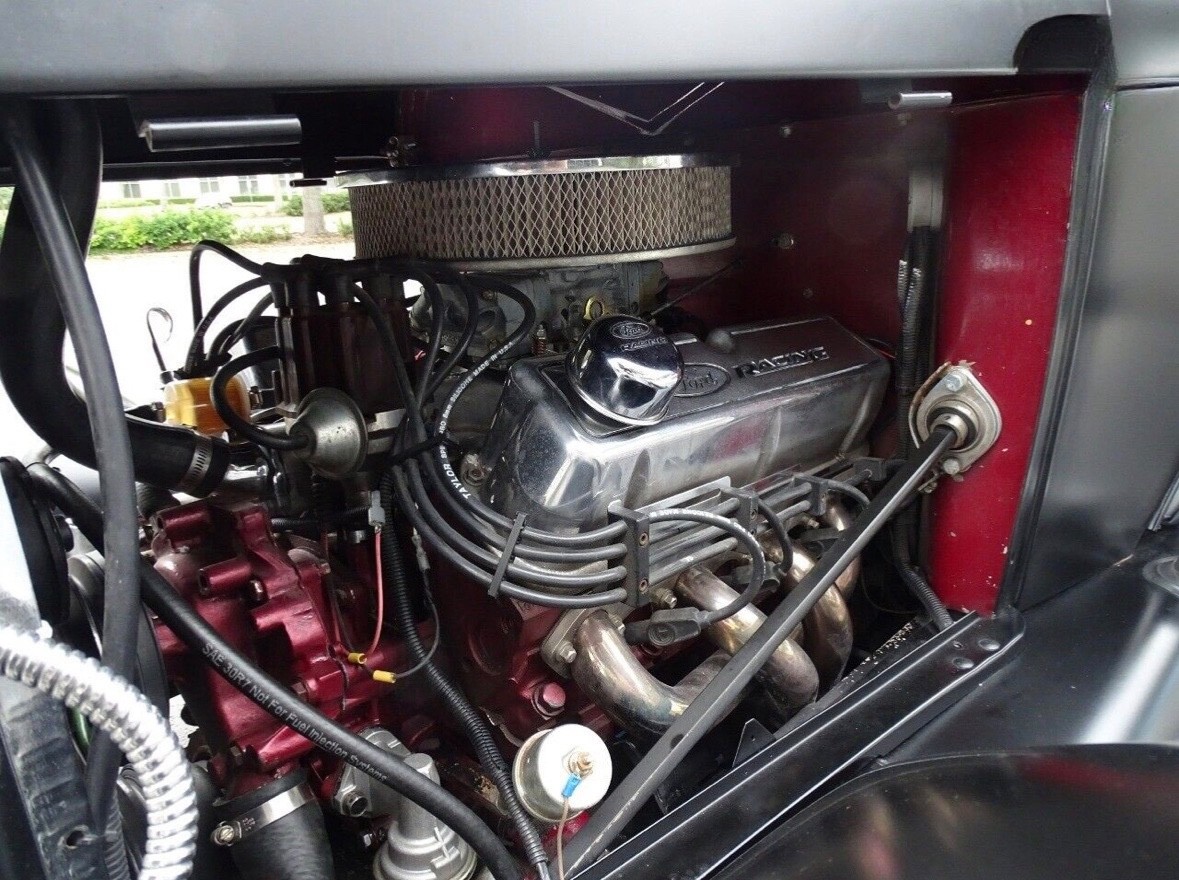 Ford-Model-A-1929-Coupe-13