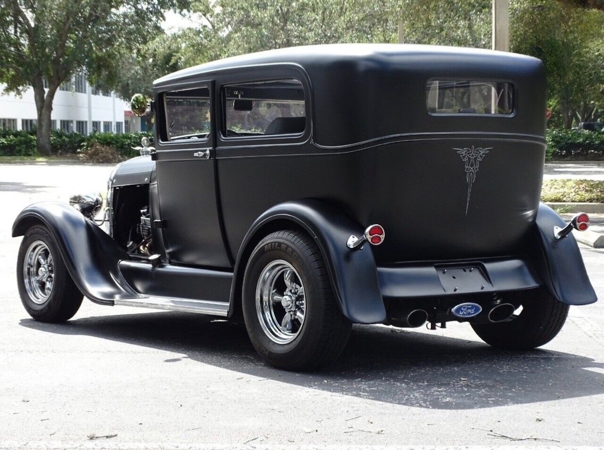 Ford-Model-A-1929-Coupe-2