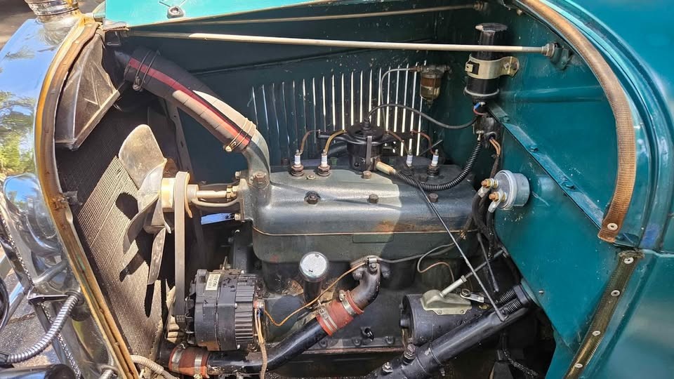 Ford-Model-A-1929-Sedan-3