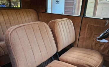 Ford-Model-A-1929-Sedan-4