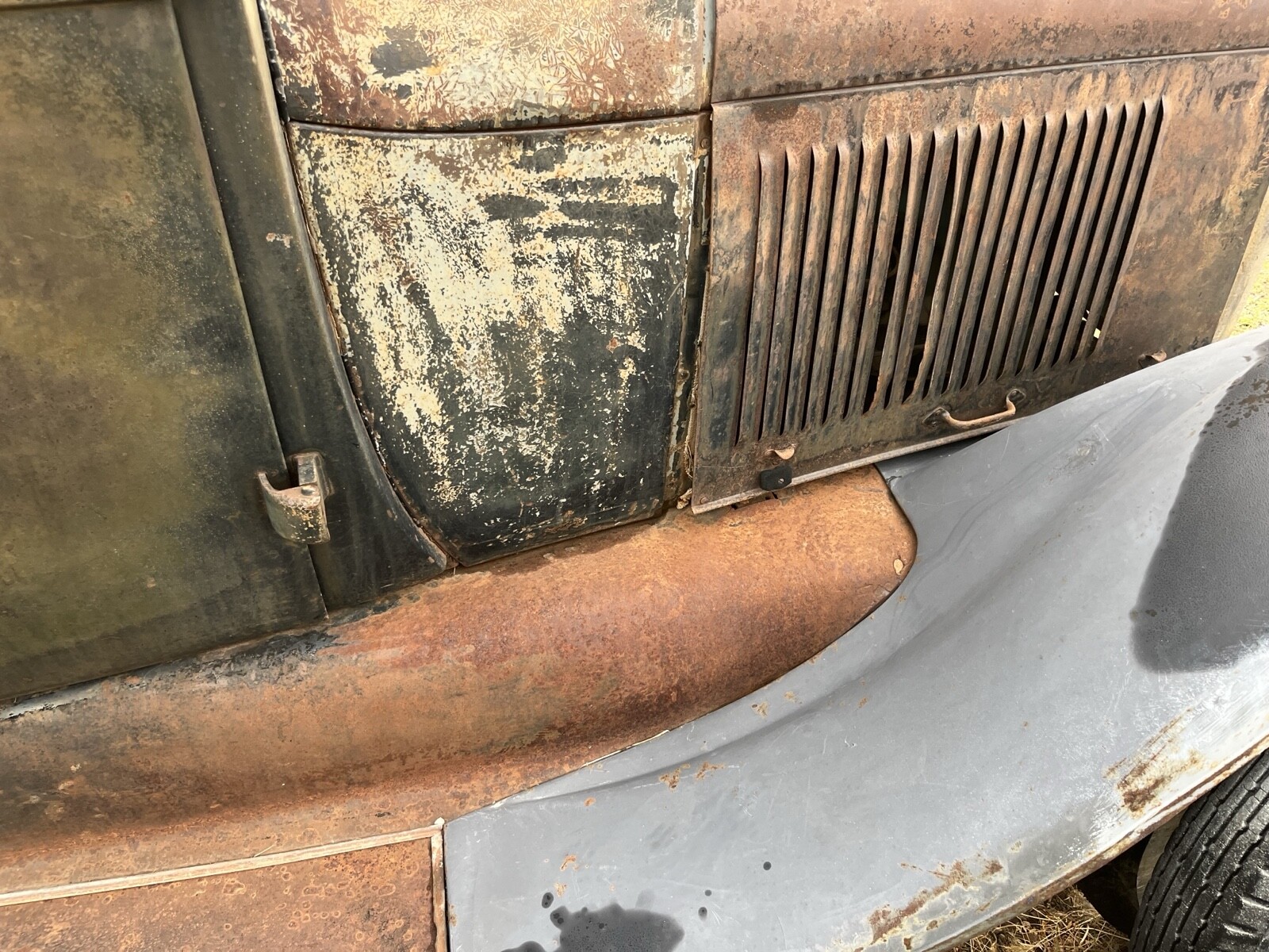 Ford-Model-A-1929-Sedan-6