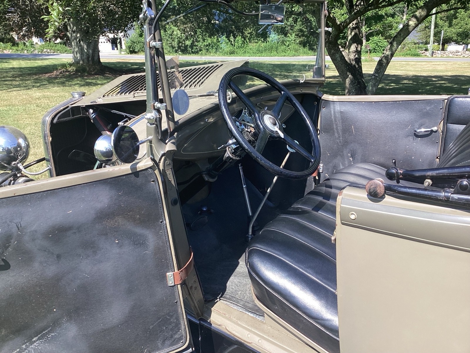 Ford-Model-A-1930-8