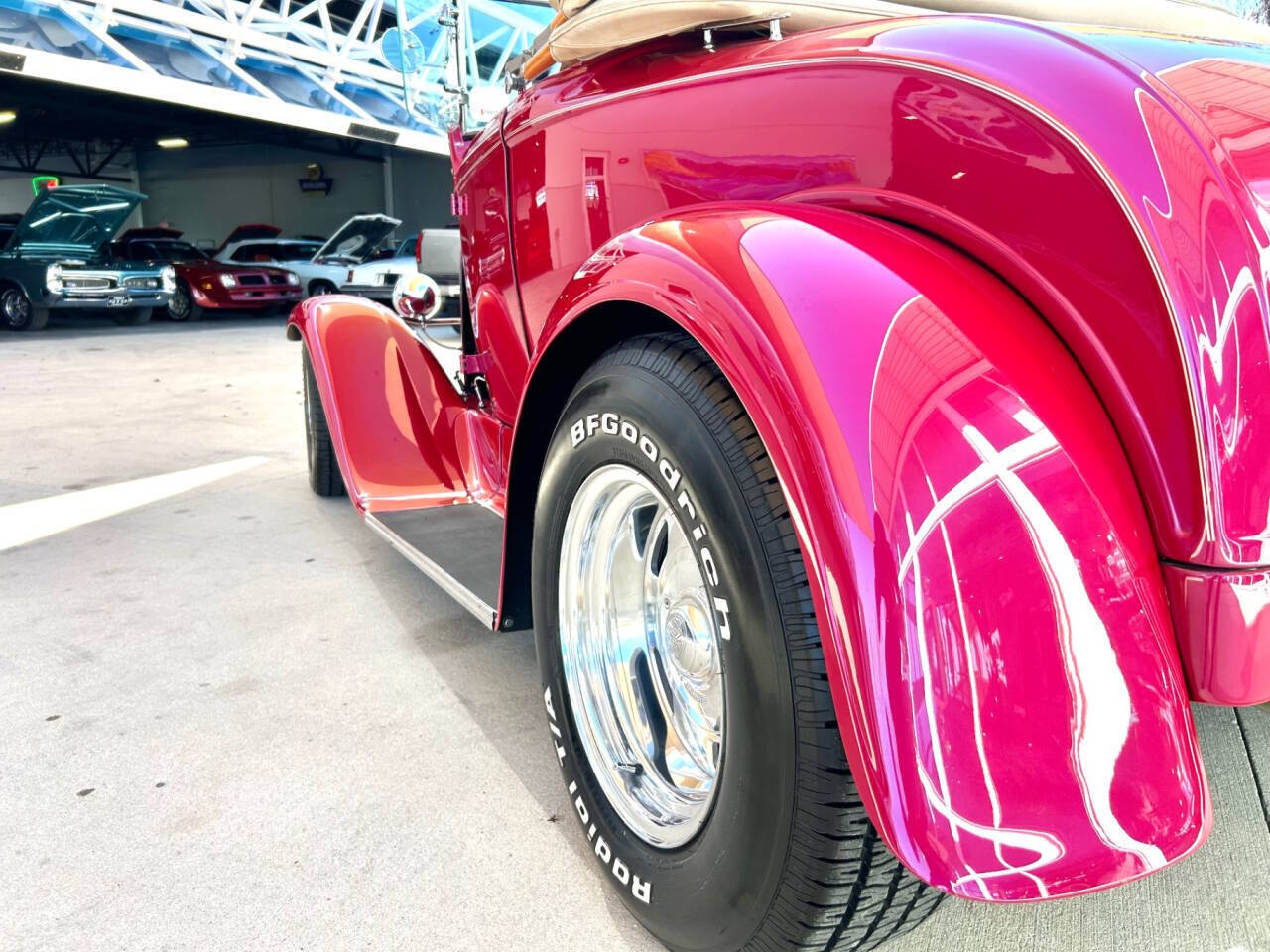Ford-Model-A-1930-Hatchback-10
