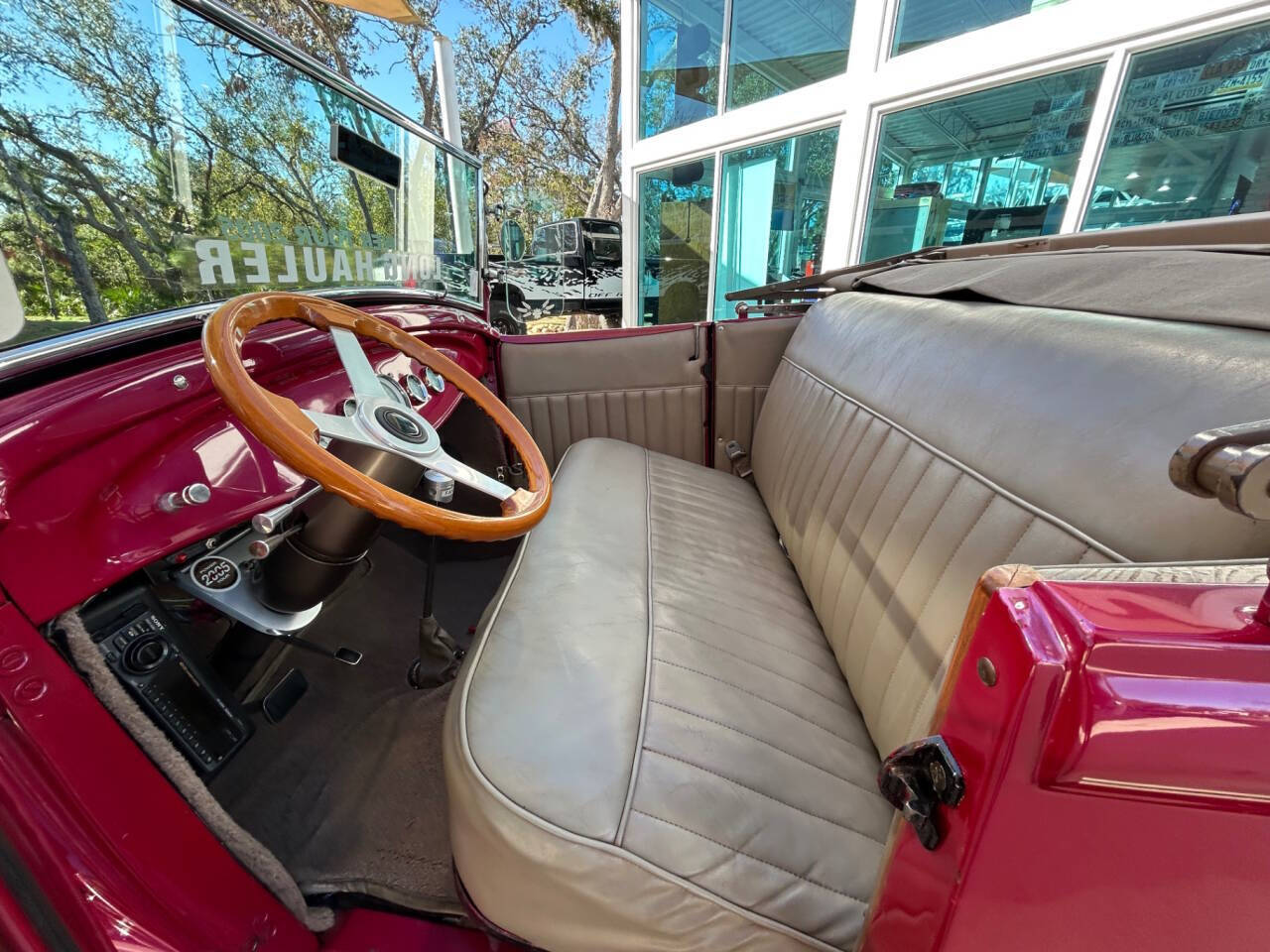 Ford-Model-A-1930-Hatchback-21