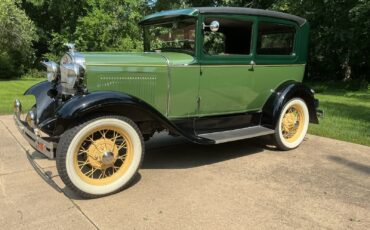 Ford-Model-A-1930-Tudor-3
