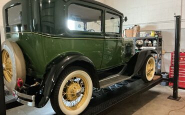 Ford-Model-A-1930-Tudor-7