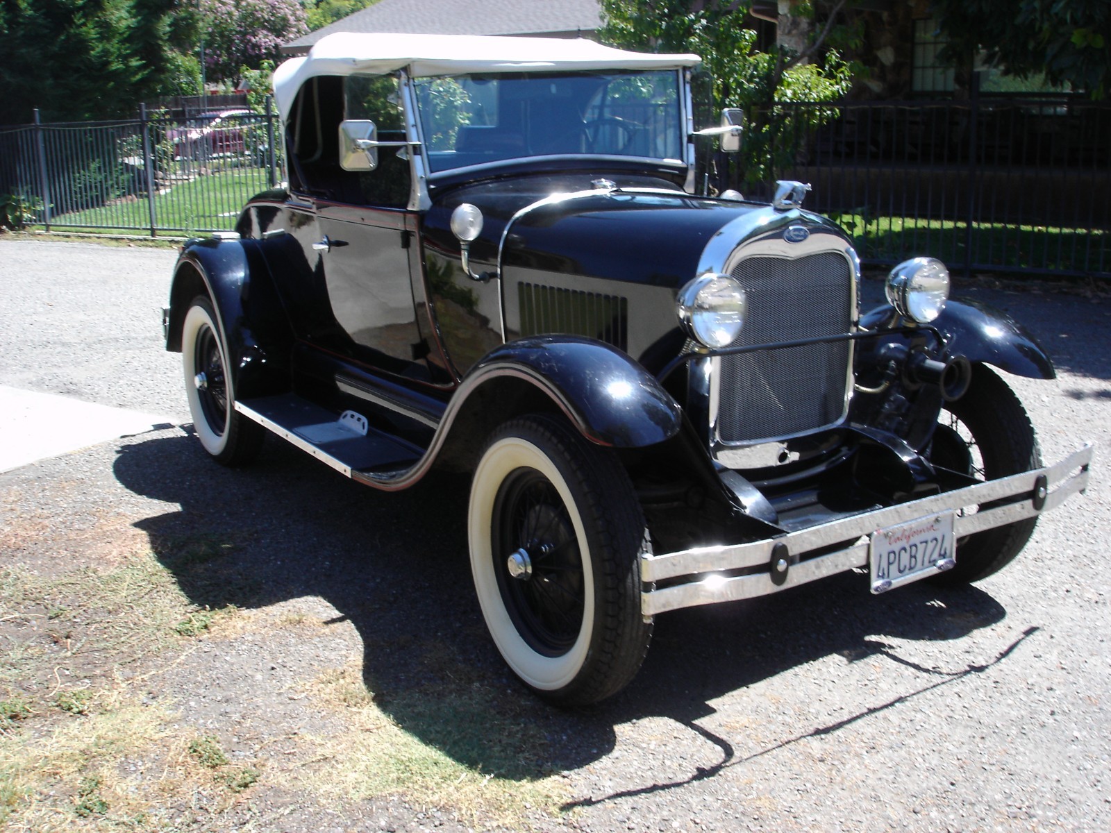 Ford-Model-A-1980-Convertible-13