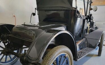 Ford-Model-T-1915-Convertible-3