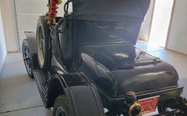 Ford-Model-T-1915-Convertible-4