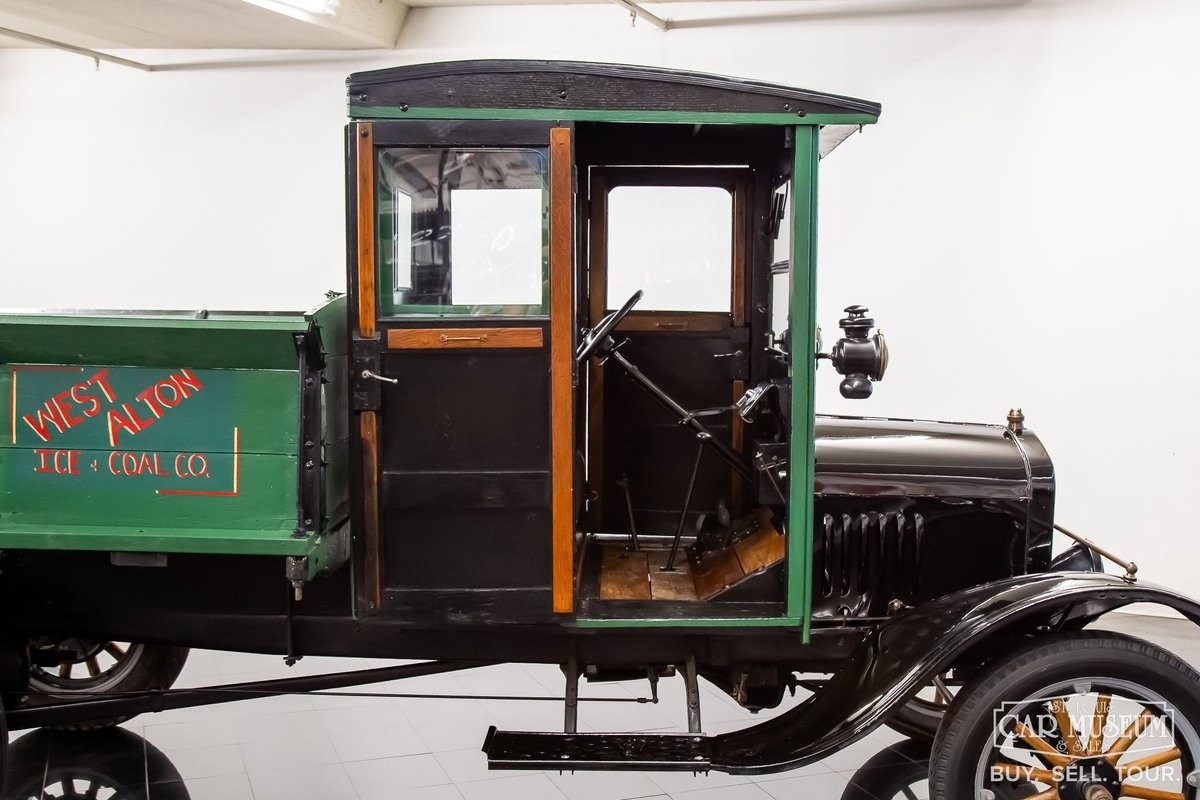 Ford-Model-T-1927-Truck-6