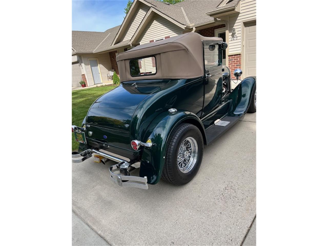 Ford-Model-a-1928-Green-Black-1