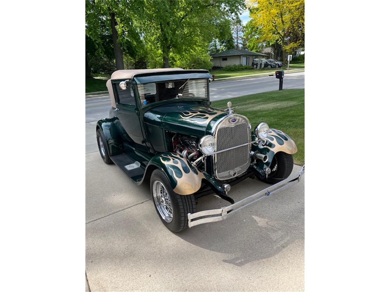 Ford-Model-a-1928-Green-Black