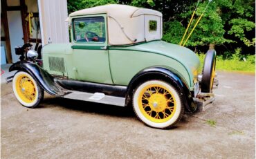 Ford-Model-a-1928-GreenBlack-Brown