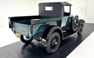 Ford-Model-a-1928-Moss-Green-Black-11