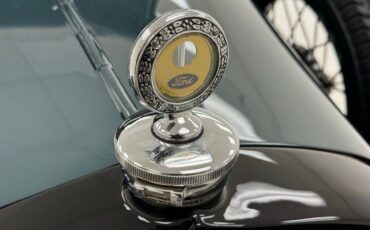 Ford-Model-a-1928-Moss-Green-Black-18