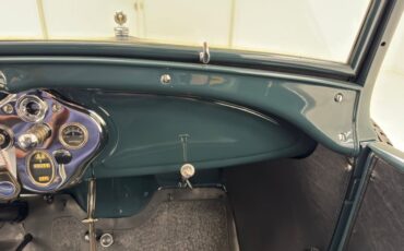 Ford-Model-a-1928-Moss-Green-Black-5