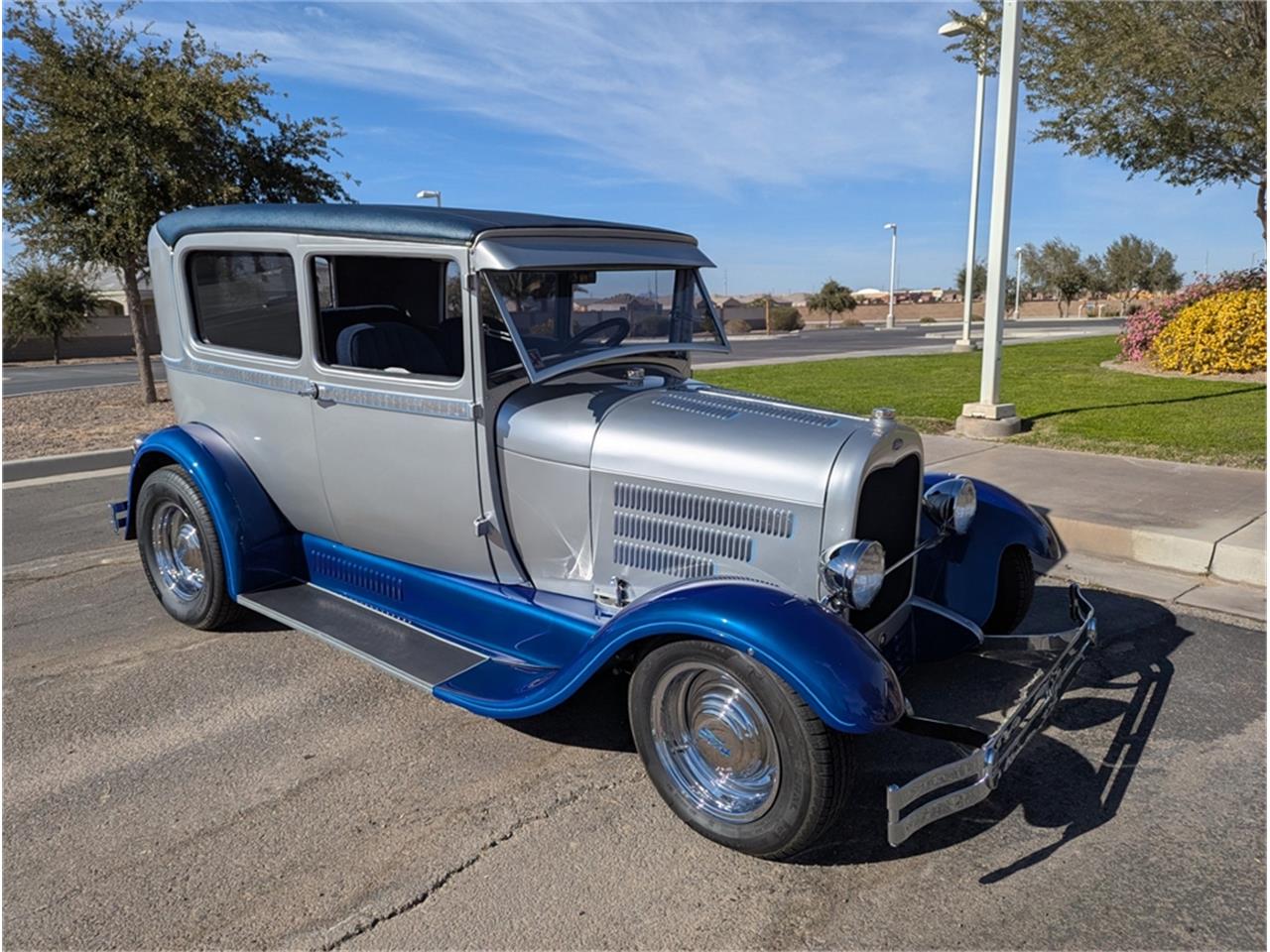 Ford-Model-a-1928-Silverblue-Blue-10