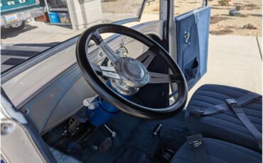 Ford-Model-a-1928-Silverblue-Blue-15