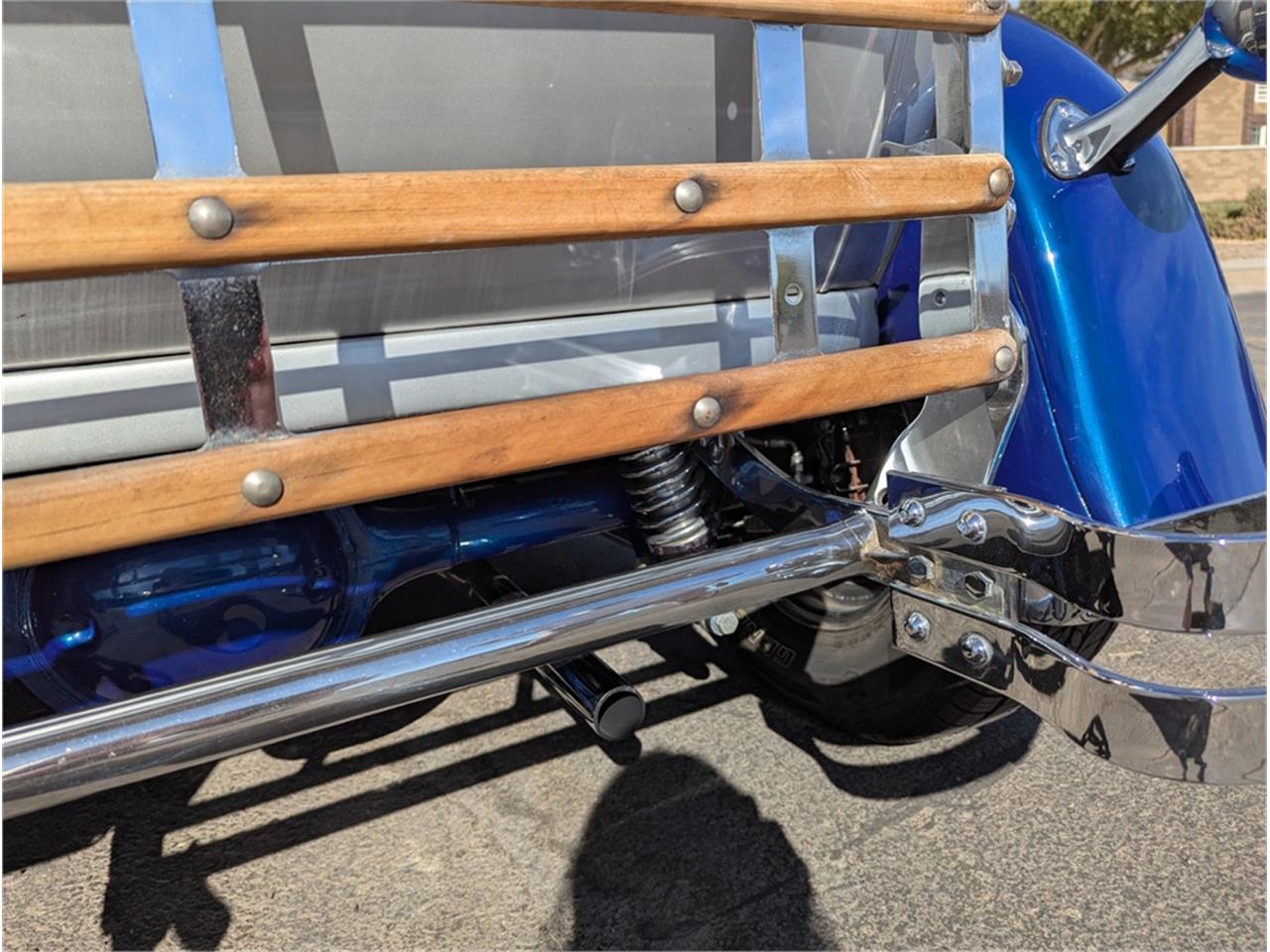 Ford-Model-a-1928-Silverblue-Blue-30