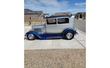 Ford-Model-a-1928-Silverblue-Blue-5