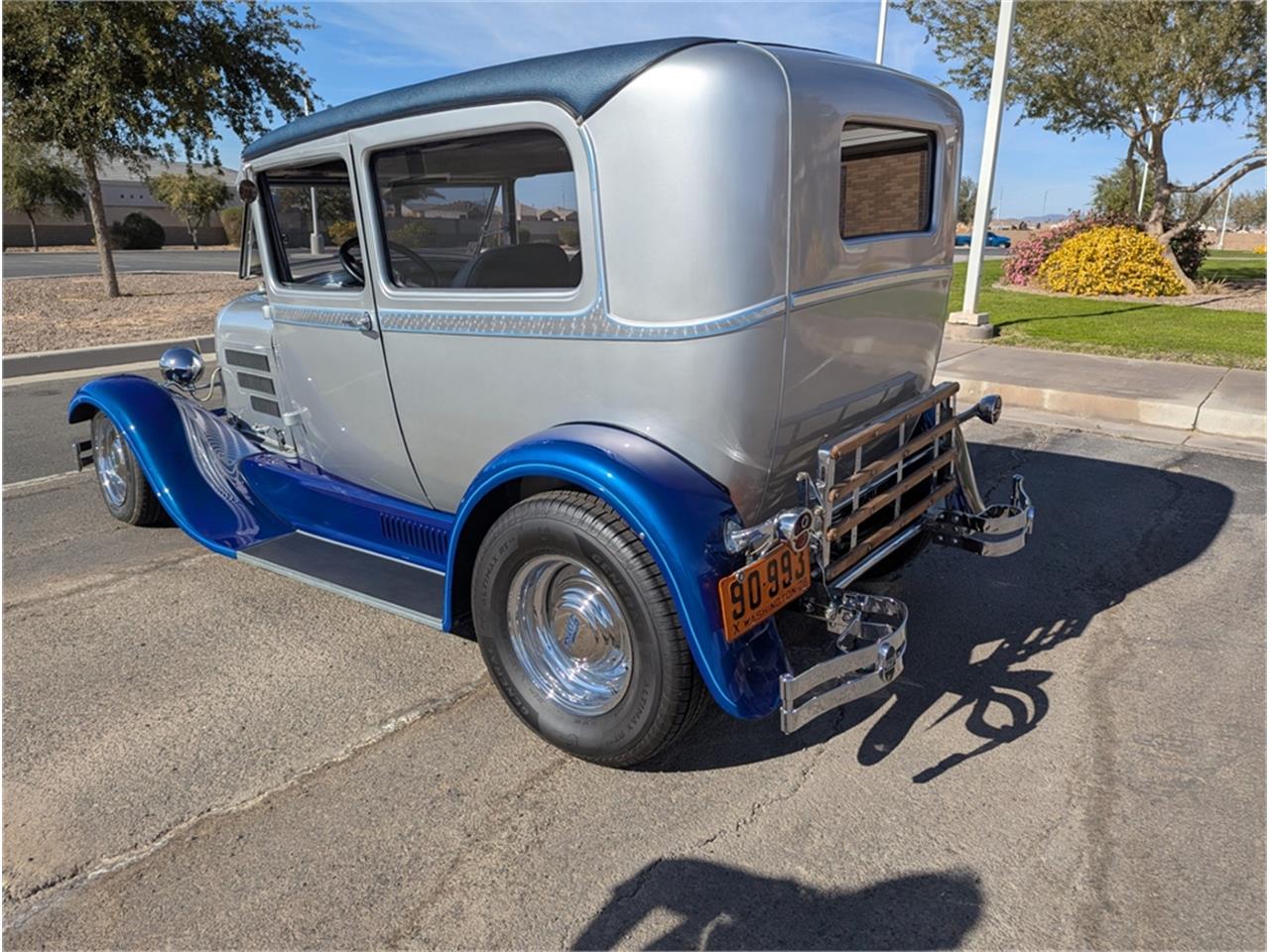 Ford-Model-a-1928-Silverblue-Blue-7
