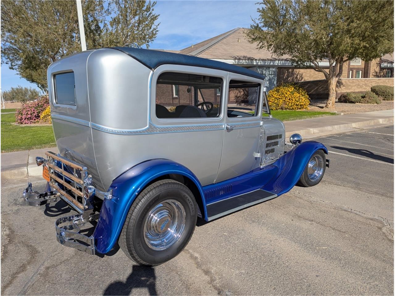 Ford-Model-a-1928-Silverblue-Blue-8