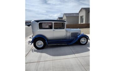 Ford-Model-a-1928-Silverblue-Blue-9
