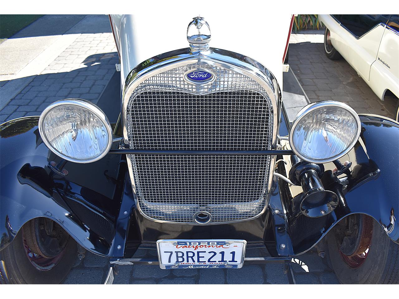 Ford-Model-a-1928-Two-Toned-Black-amp-Red-2