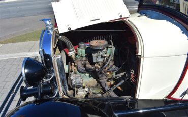 Ford-Model-a-1928-Two-Toned-Black-amp-Red-22