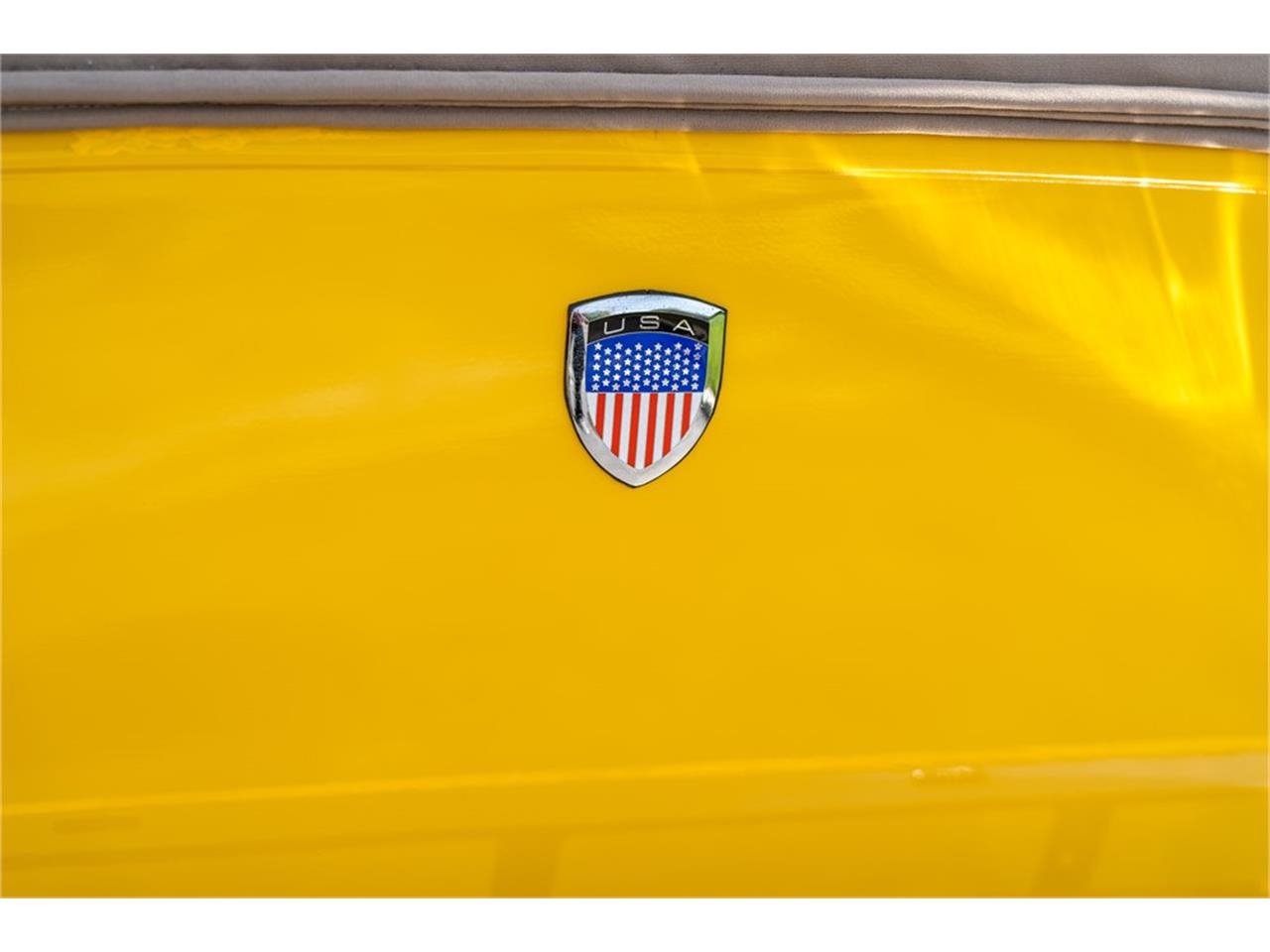 Ford-Model-a-1928-Yellow-Tan-13