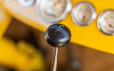 Ford-Model-a-1928-Yellow-Tan-16