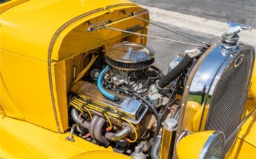 Ford-Model-a-1928-Yellow-Tan-35