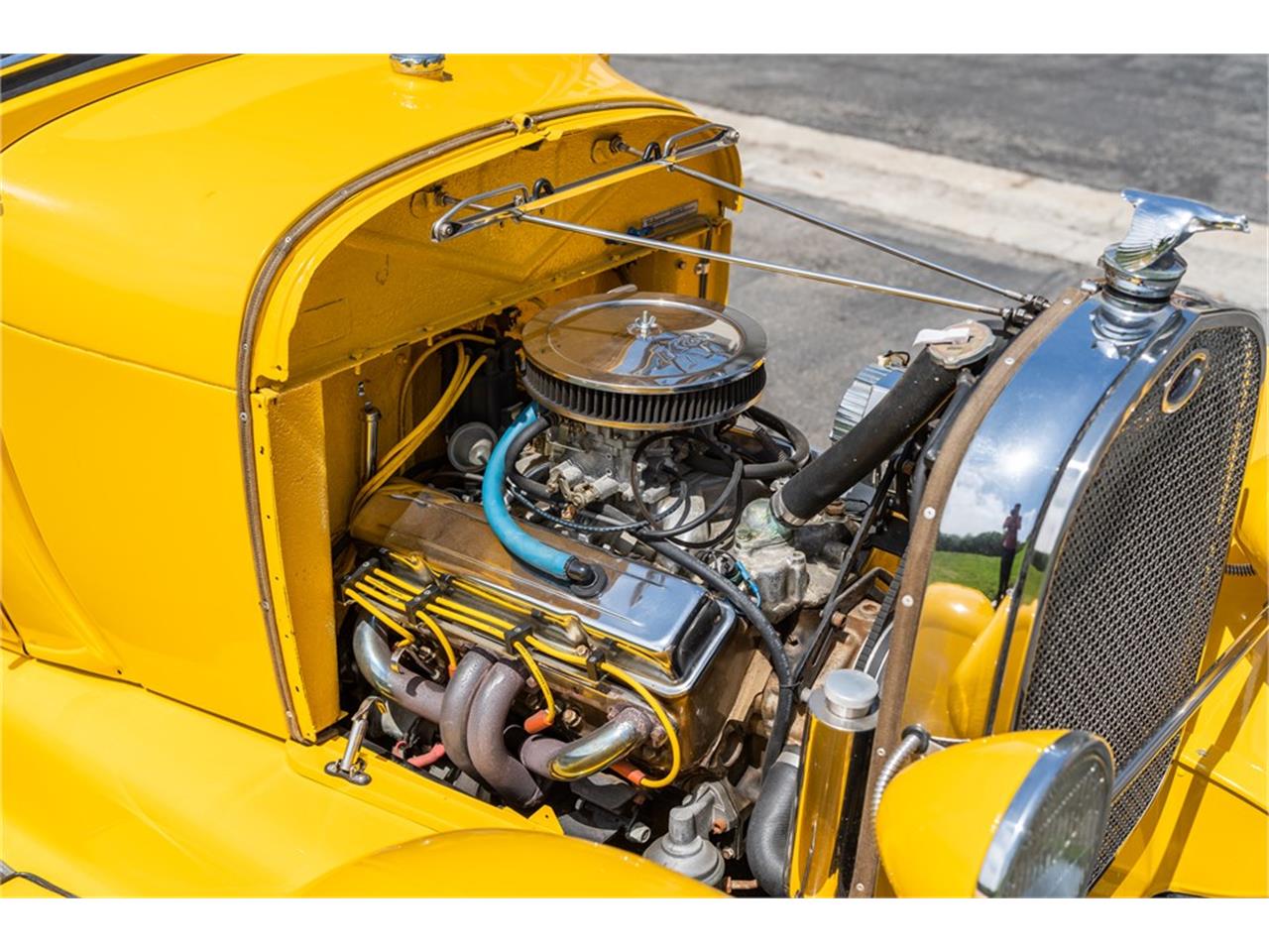 Ford-Model-a-1928-Yellow-Tan-35